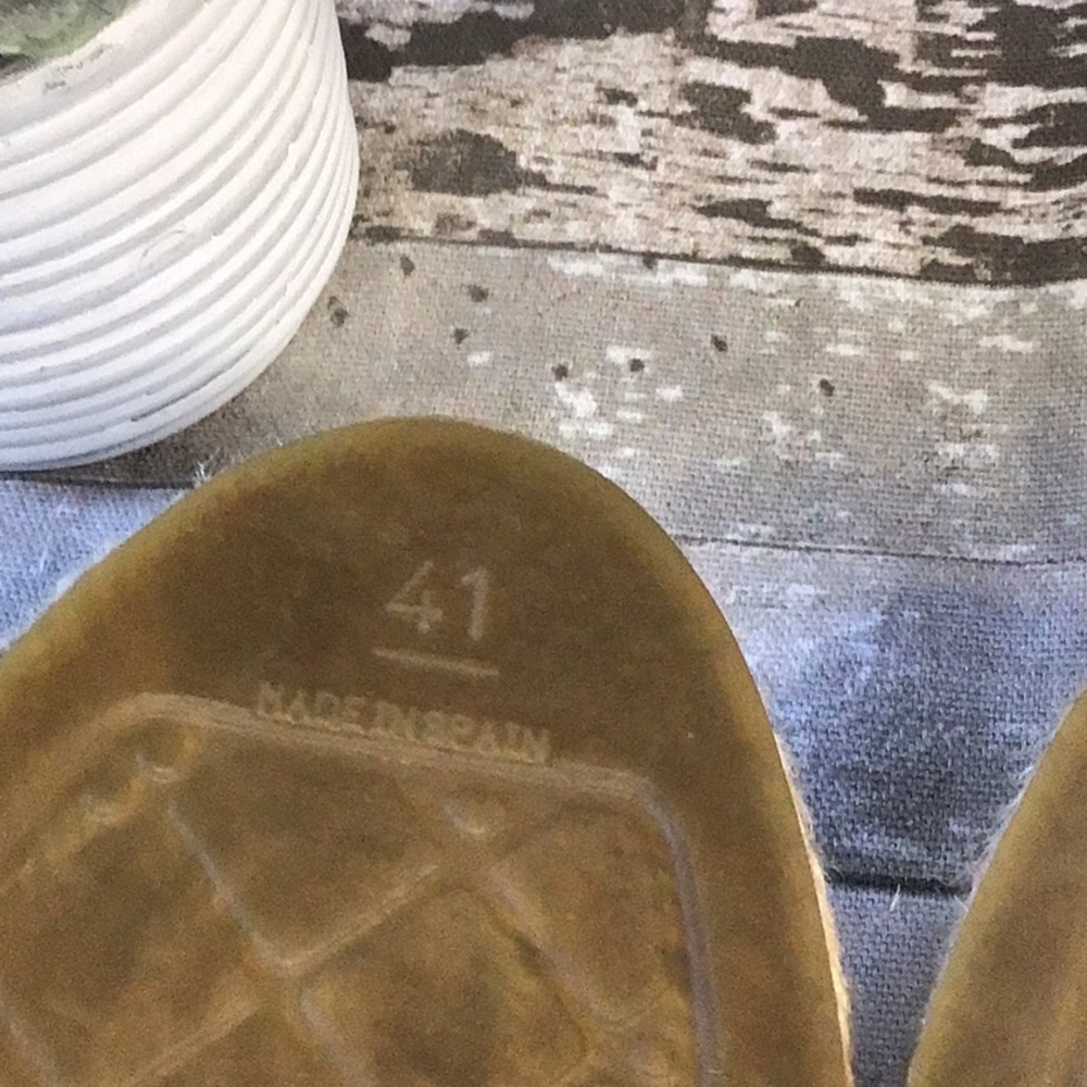 CHANEL Black Espadrilles Sz EU 41 - Picture 6 of 11